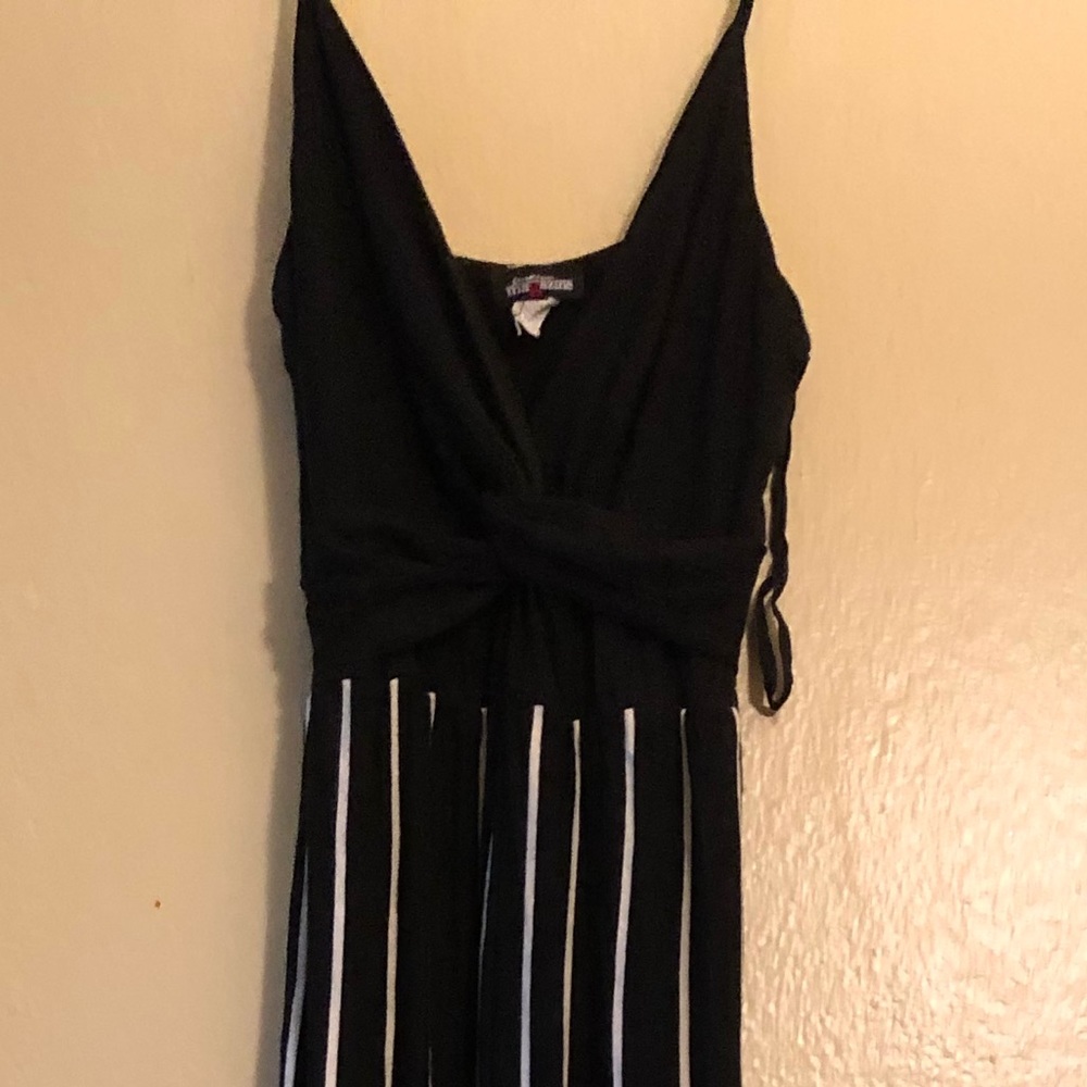 Long Pants Jumpsuit - Picture 3 of 5